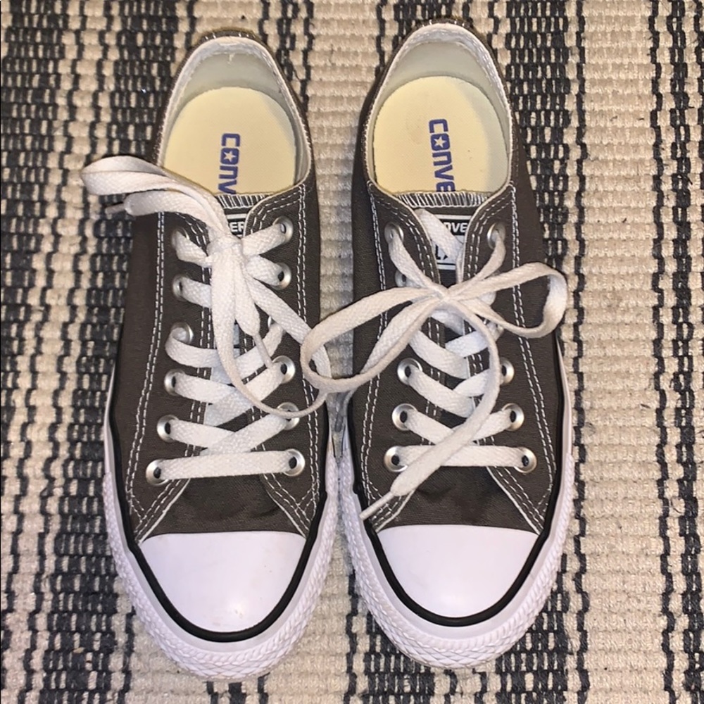 Grey Converse Chuck Taylor All Star Sneaker